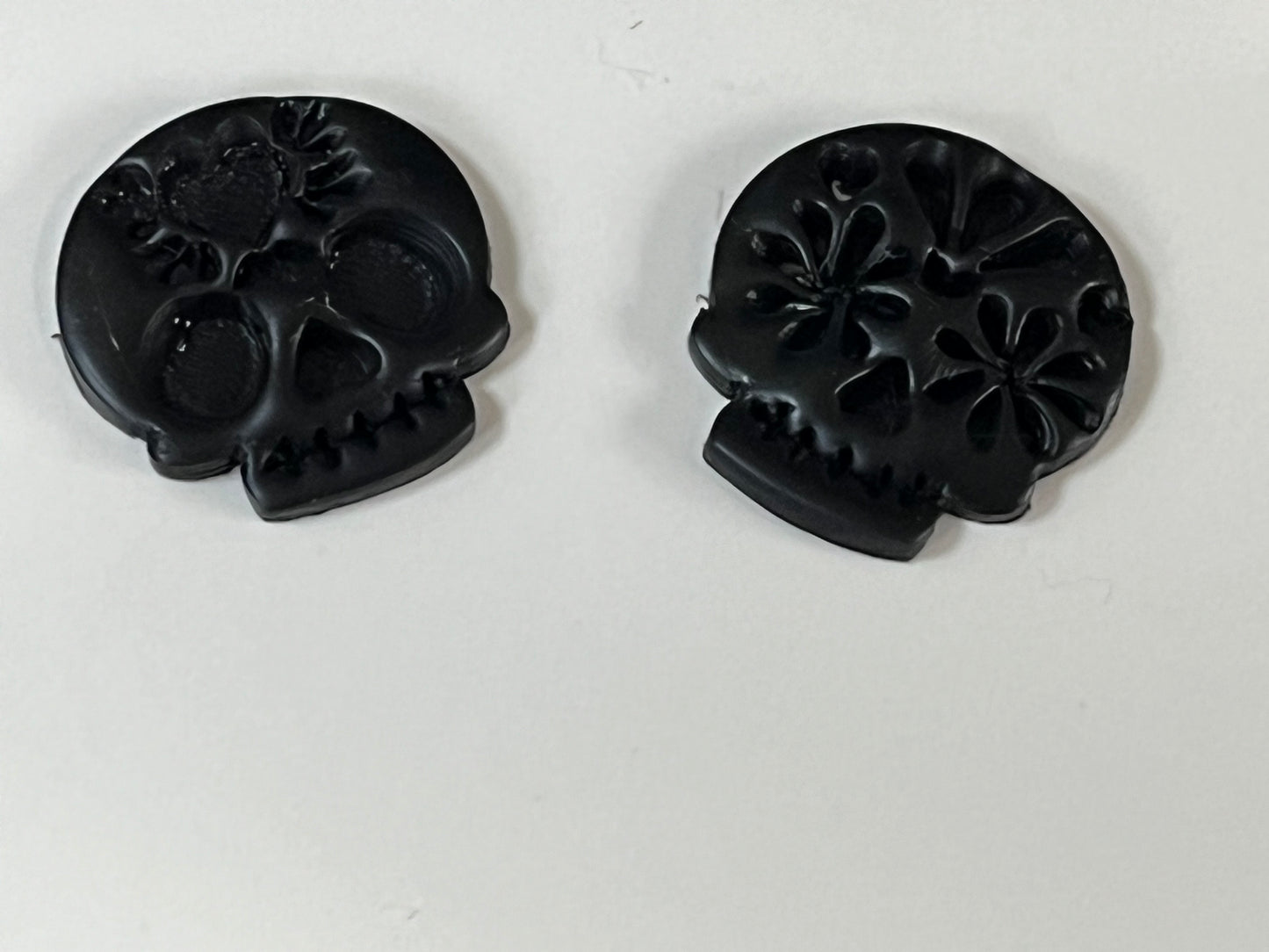 2 Skull Imprints with cutter
